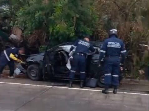 Accidente en el bulevar Monseñor Romero deja dos personas heridas